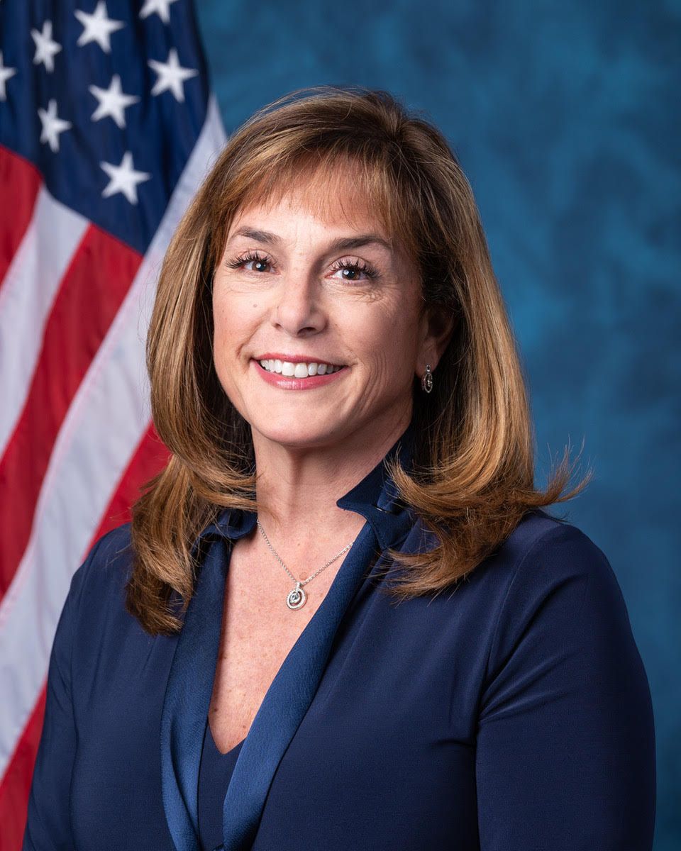 Photo of Lisa McClain