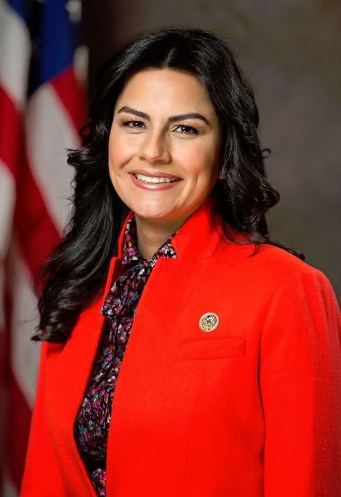 Photo of Nanette Barragán
