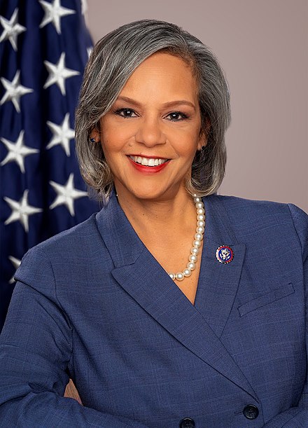 Photo of Robin Kelly