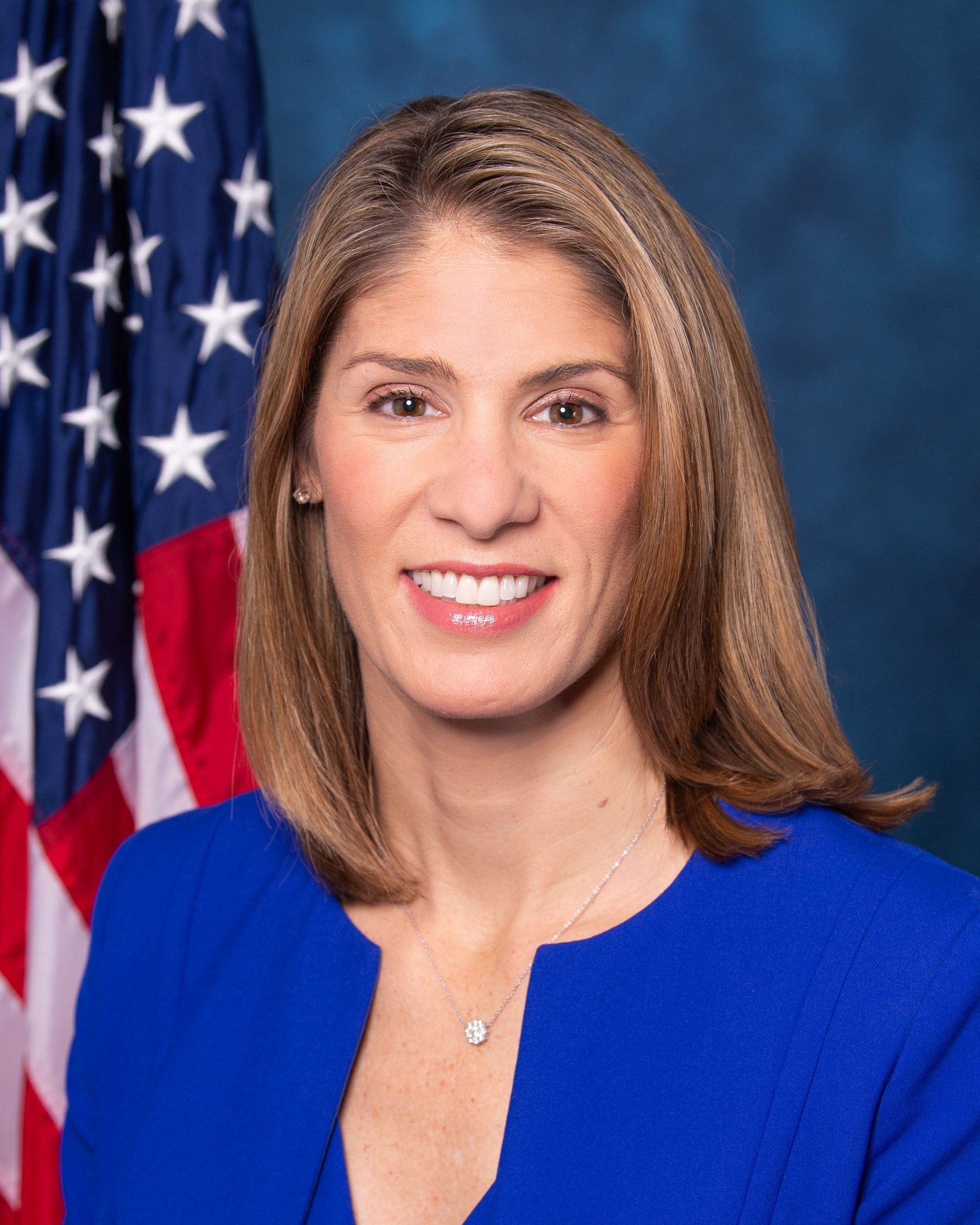 Photo of Lori Trahan