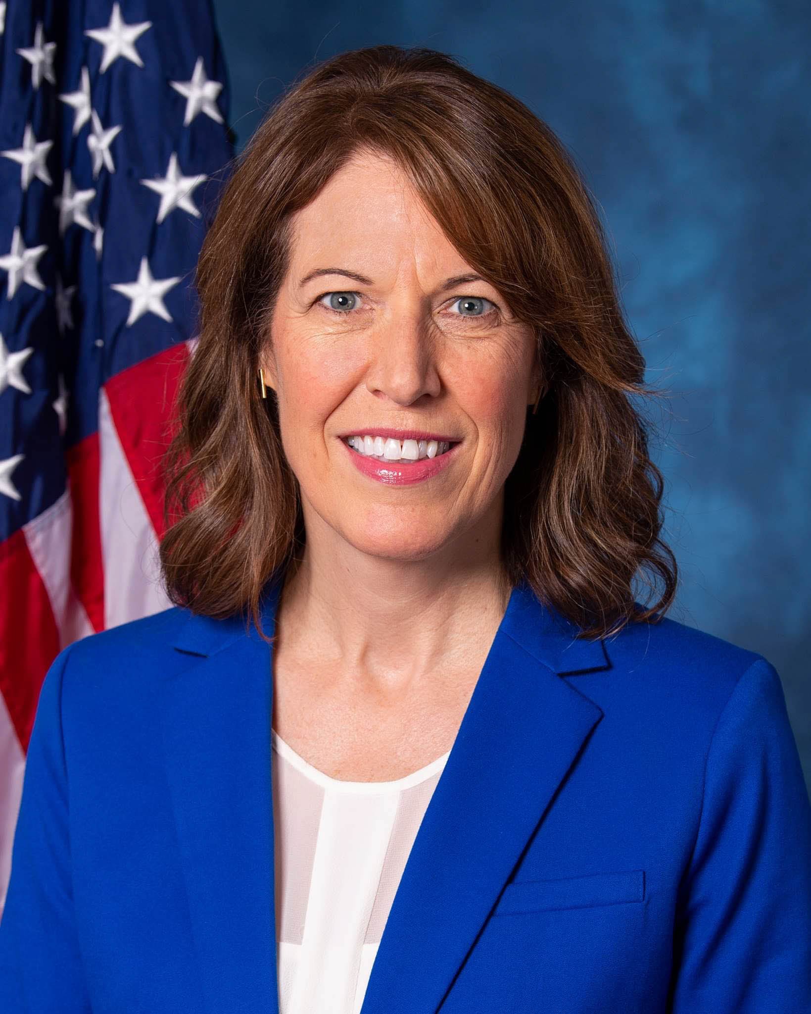 Photo of Cindy Axne